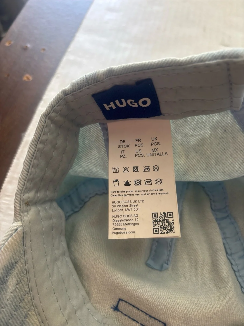 HUGO BOSS Light Blue Cotton Twill Baseball Cap with Blue Logo Patch